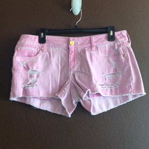 Decree pink distressed shorts - Picture 1 of 2